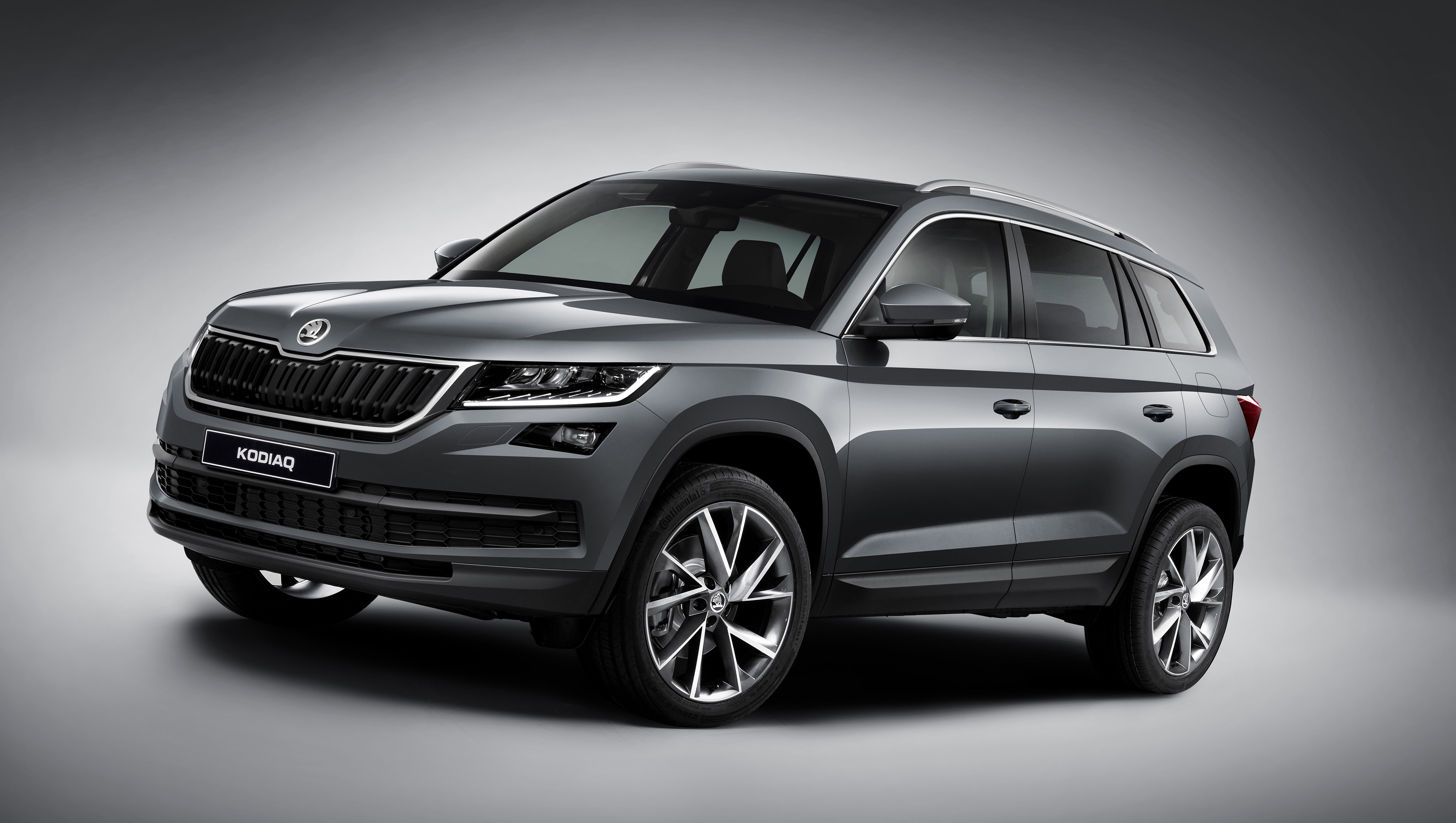 Indiabound Skoda Kodiaq Displays at 2016 Paris Motor Show